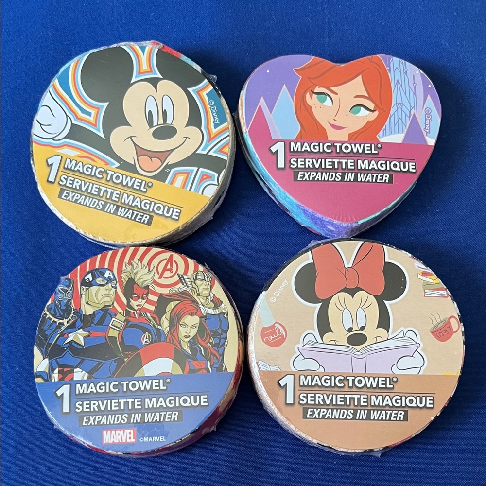Marvel & Disney Magic Towel Set with Red and Blue Designs